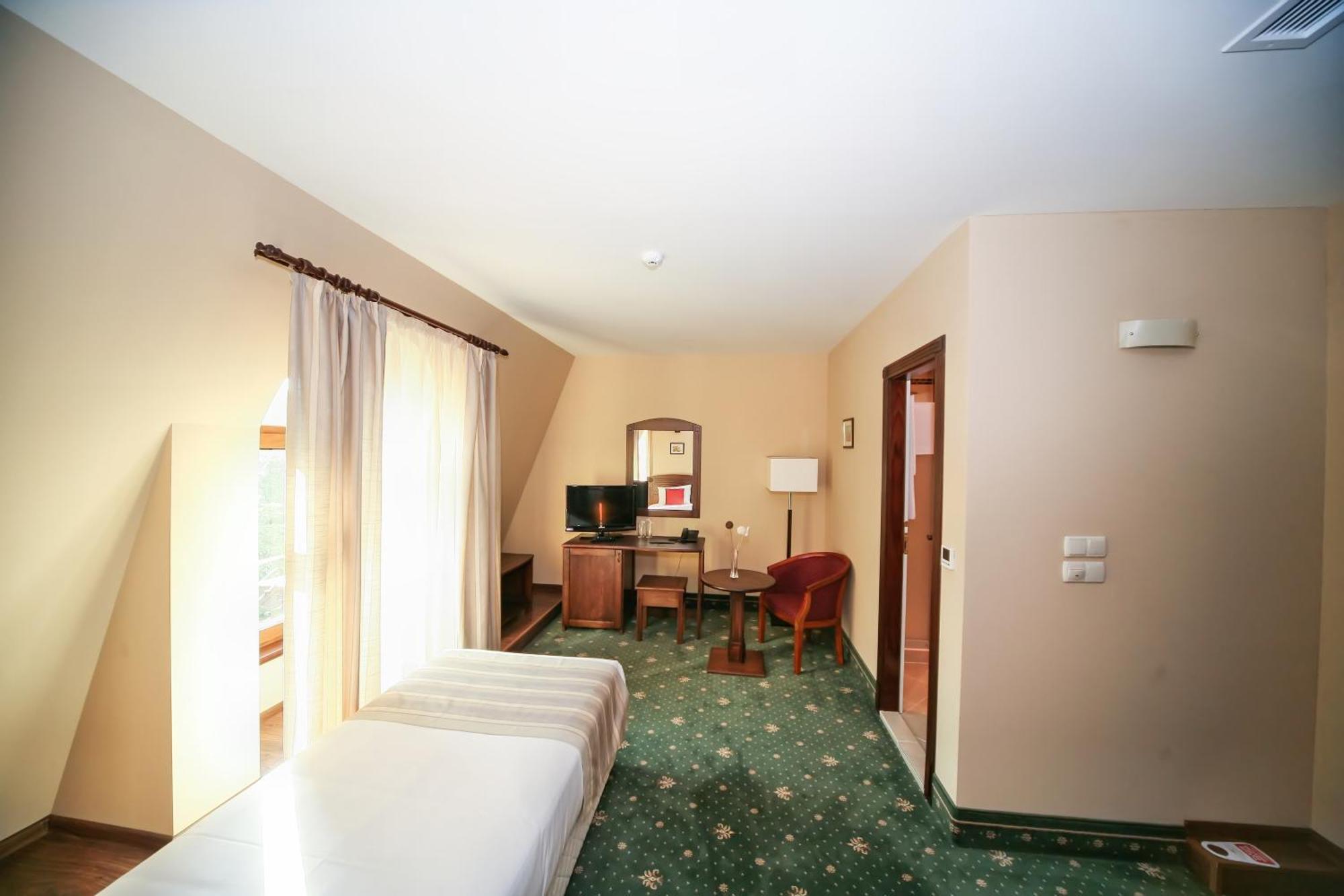 Retro Hotel Haszkovo Kültér fotó
